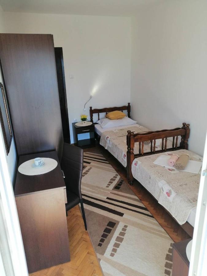 Apartment Olimp Ulcinj Exterior foto